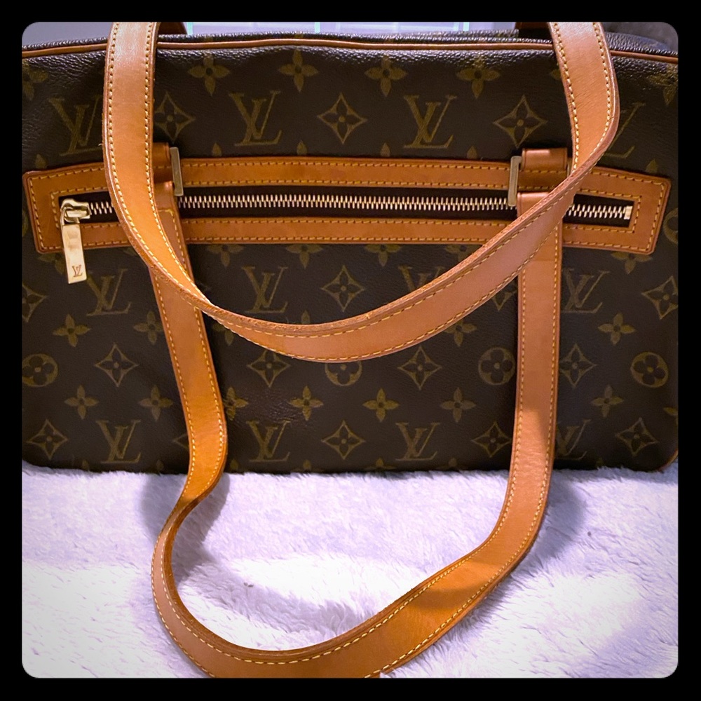 Louis Vuitton Cite GM